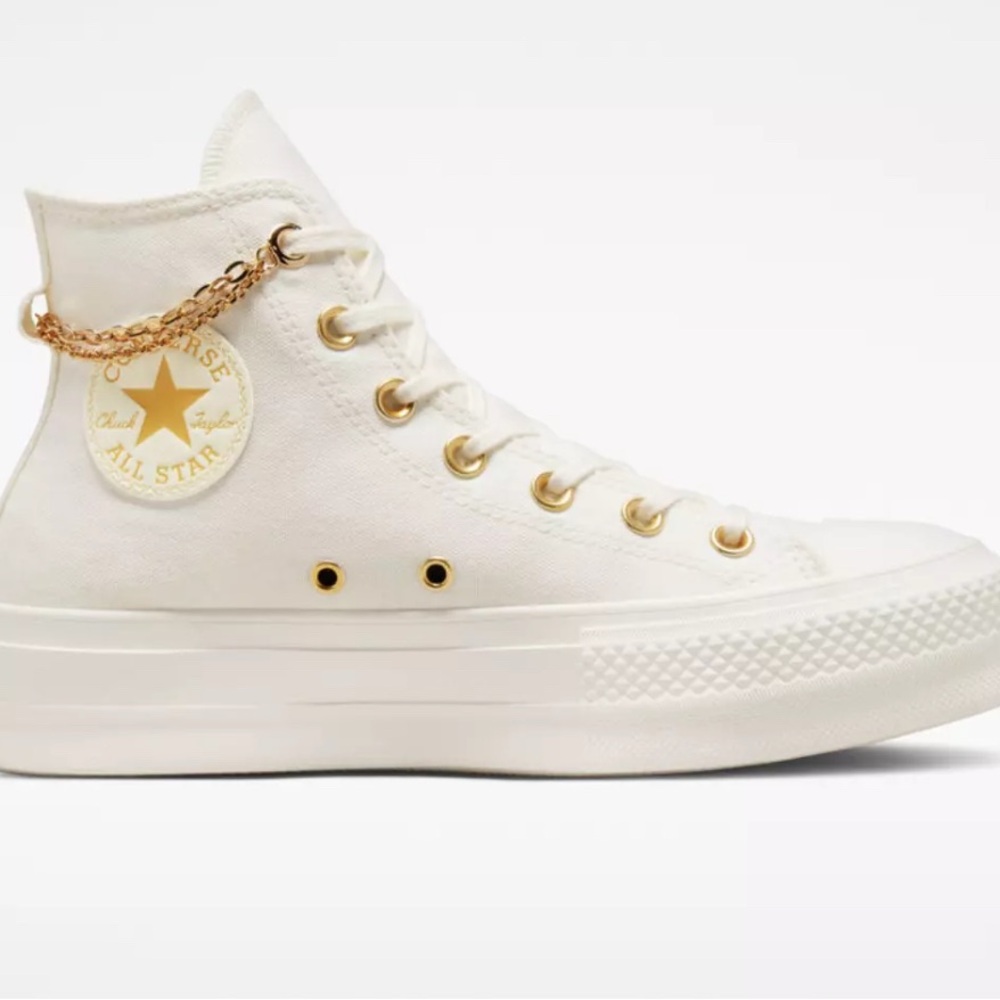 Converse hearts valentine day lift platform